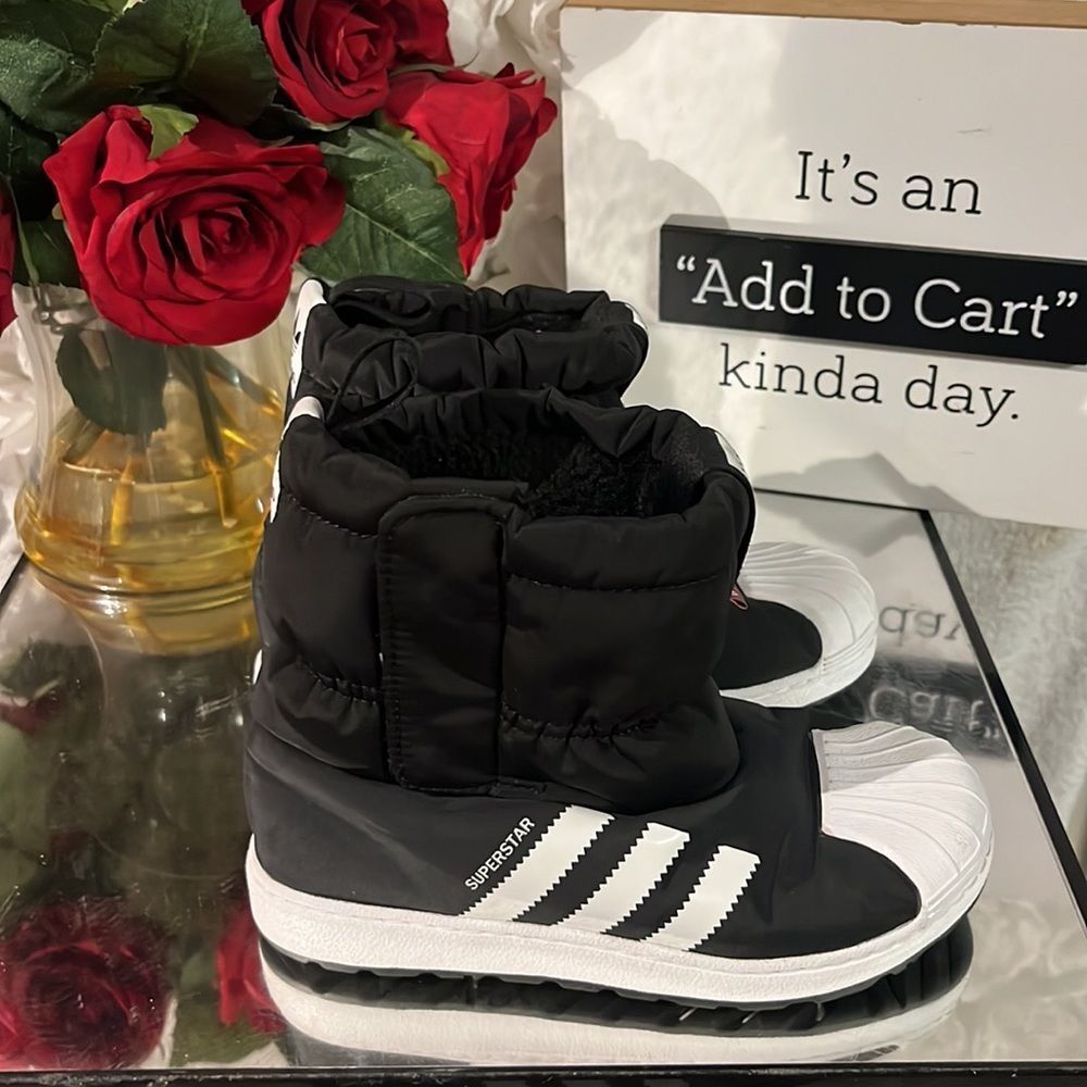 Kids ADIDAS Winter Boots Size 13k - Picture 2 of 6